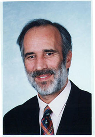 Sánchez Noriega proposa la síntesi de les funcions dels mitjans de comunicació