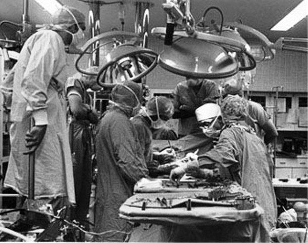 Primer transplante de corazon