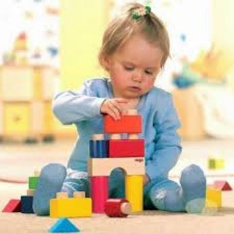 DESARROLLO DEL NIÑO LACTANTE (ENTRE LOS 2 Y 3 AÑOS)