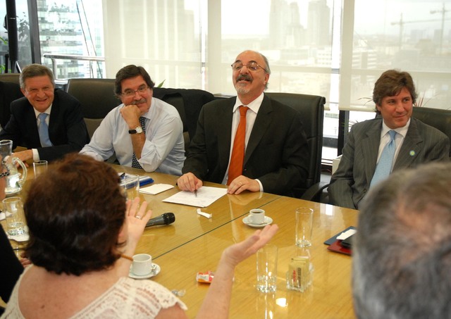 Ley N° 25919.Fondo Nacional de Incentivo Docente