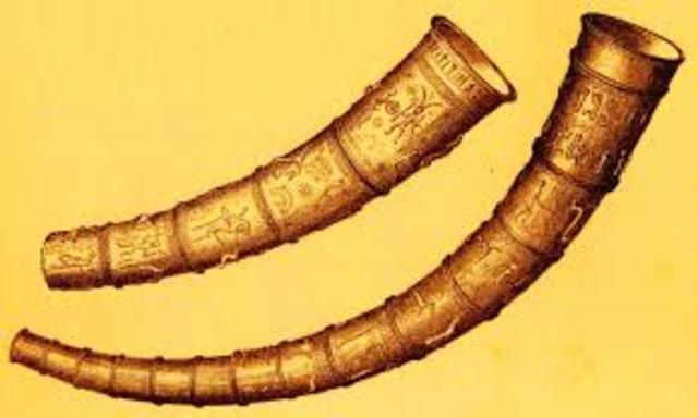 Öehlenschläger laver digtet "Guldhornene"