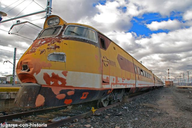 TREN DE ALTA VELOCIDAD