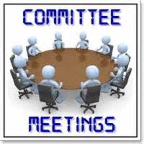 The commitee debates on how to handle the march of the brtish army from Boston.