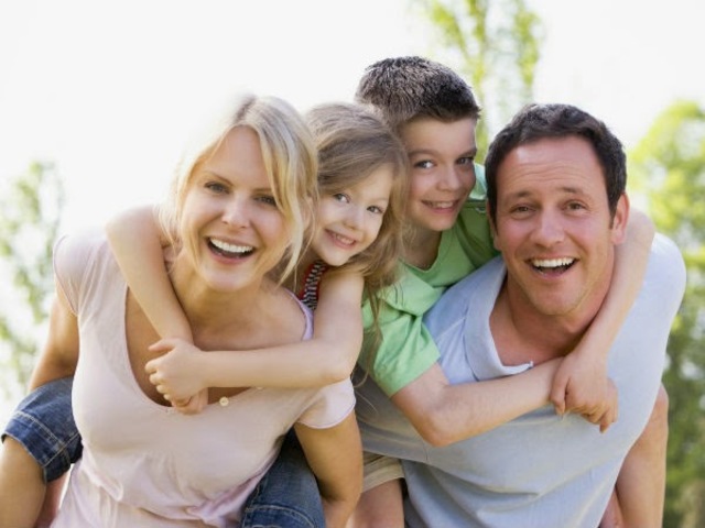 Desarrollo a través de relaciones familiares