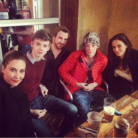 19 años -Fin de la adolescencia.