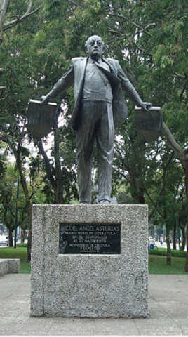 Falleció en Madrid de  cáncer.