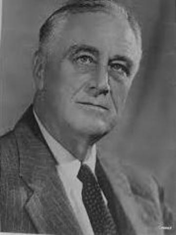 Franklin Roosevelt announces neutrality