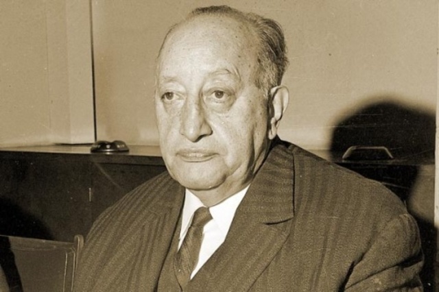 Publicó "Leyendas de Guatemala"