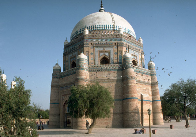 The tomb of Shah Rukn-e-Alam