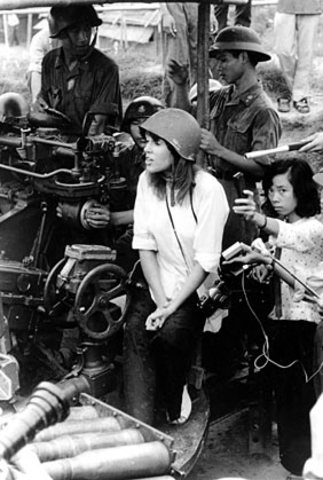 Jane Fonda visits Hanoi