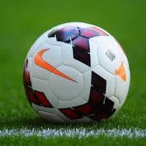 EMPIEZO A JUGAR AL FÚTBOL