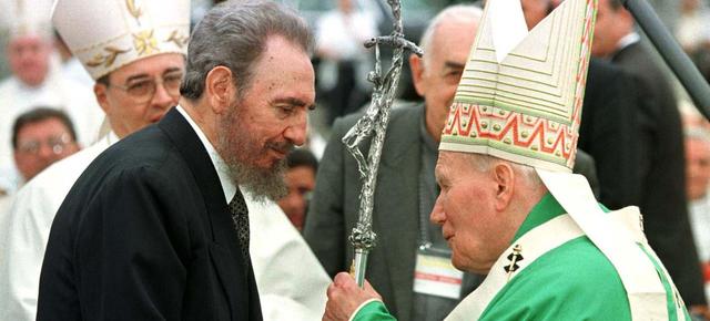 Castro et le Pape Jean Paul II