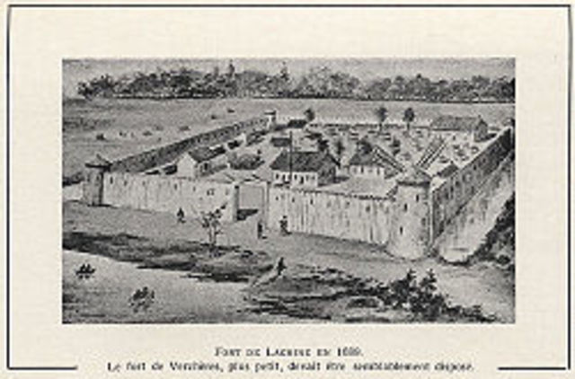 En 1715 le fort La Tourette aussi appelé La Maune au nord-est du lac Nipigon est fortifié.
