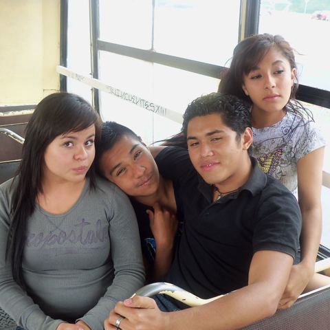 conocia a brandon marlen y diana mis emjores amigos de zacatecas