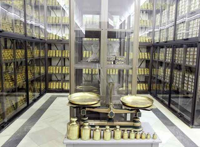 Salen las reservas de oro y plana  del Banco de España