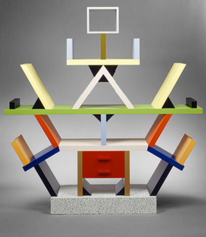 E. Sottsass, librero Carlton por Memphis