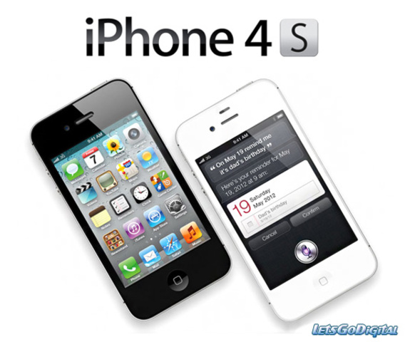 iPhone 4S is released
