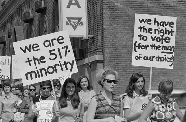 gives woman rigths to vote