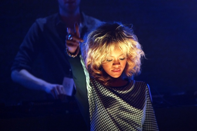 Rihanna performed a benefit concert at the House of Blues in Los Angeles to raise funds for the Children's Orthopaedic Center and The Mark Taper-Johnny Mercer Artists Program