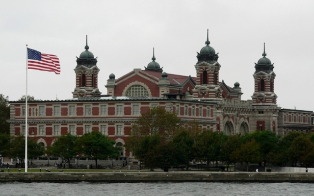 1954: Ellis Island Closes