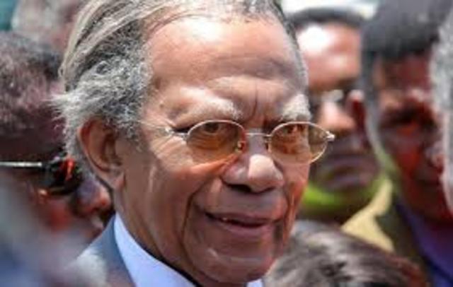 Former president Didier Ratsiraka is sentenced in his absence to 10 years of hard labour. He is accused of embezzling public funds