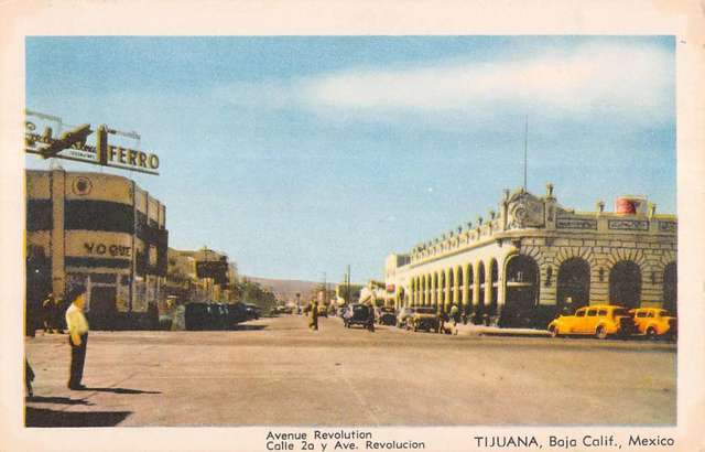 Los primeros edificios aparecen.