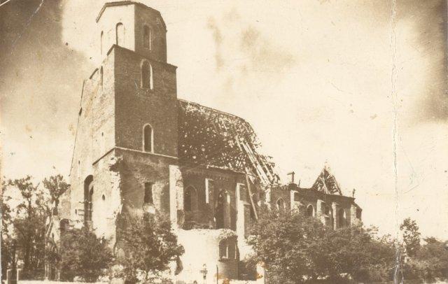 Polish students prepare in English a multimedia album about historical places in Żory