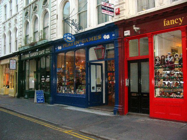 Chapter 2   First Kiss-Last Kiss?      p.5