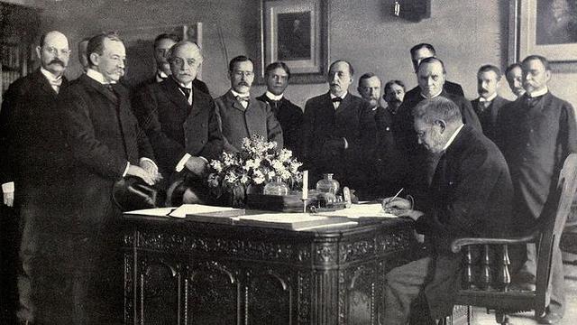 Firma del Tratado de Paris