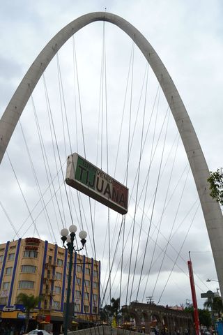 Inauguración del Arco del Milenio