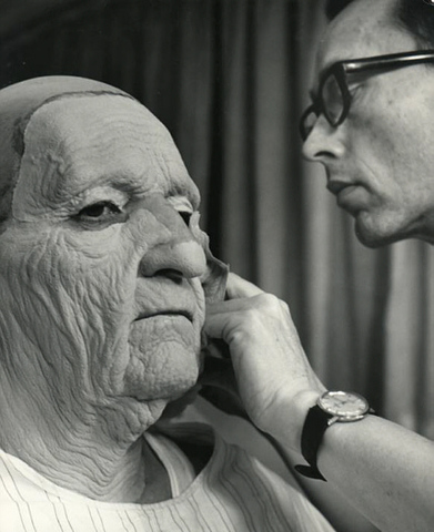 2 episodes of Dark Shadows