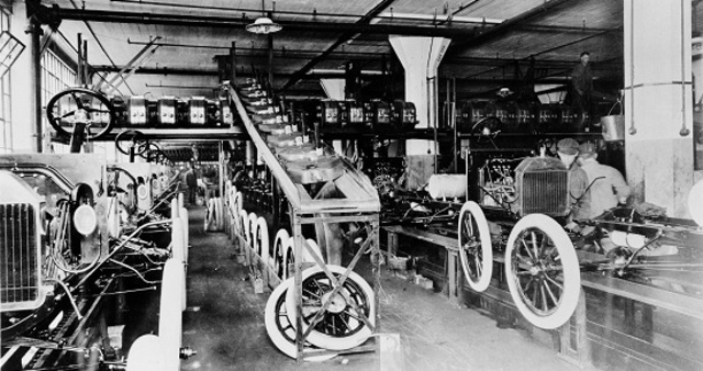 Model T assembly line introduced