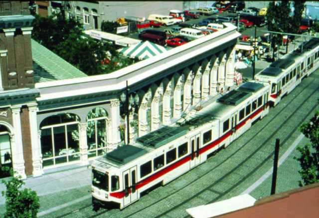 Max Light Rail opens