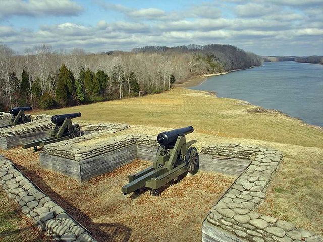 Surrender of Fort Donelson