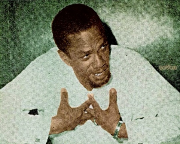 En prison, Malcolm X se convertit à l'Islam