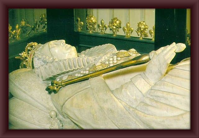 Elizabeth I dies