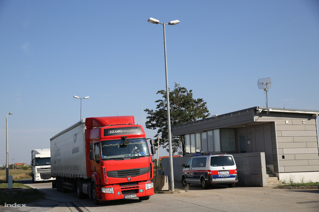 Átmenetileg visszaálltak a schengeni állapotok Hegyeshalomnál