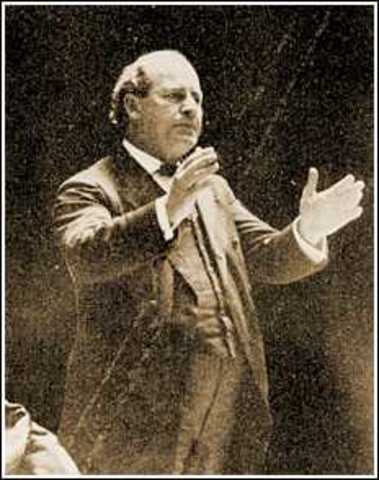 William Jennings Bryan electrified the Democratic convention with his "Cross of Gold" speech and received the party's nomination.