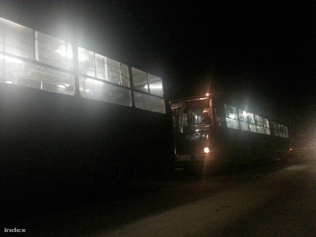 Lezárták a beremendi határt