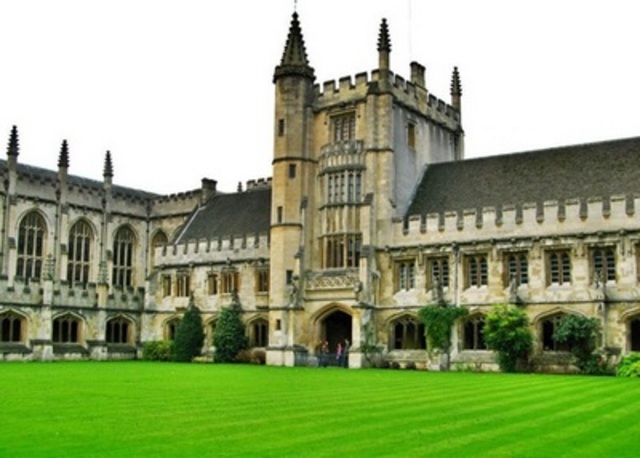 he foundation of the University of Oxford