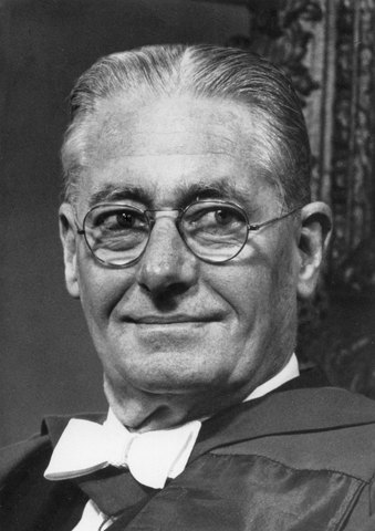 Famous alumni: Howard Walter Florey got a Nobel Prize in Medicine