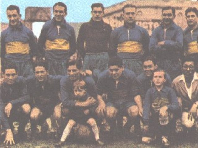 Primer campeonato profesional