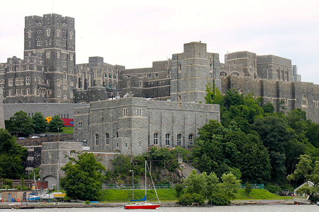 poe attends West point