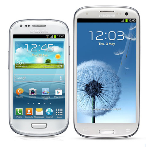 El primer Galaxy S salió a la venta en 2010, con pantalla táctil de 4 pulgadas, procesador de un núcleo de 16 Hz, 512 MB de RAM, cámara trasera de 5 mpx sin flash y una frontal VGA, con android 2.1 Eclair
