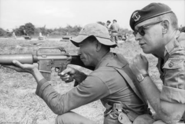 U.S. Trains South Vietnamese army