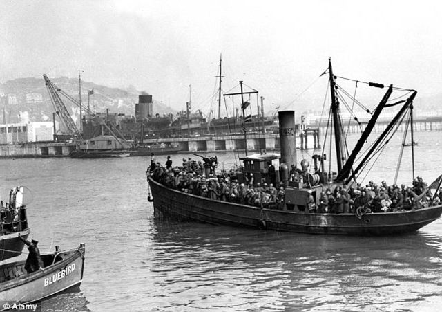 British troops flee from Dunkirk in massive evacuation.