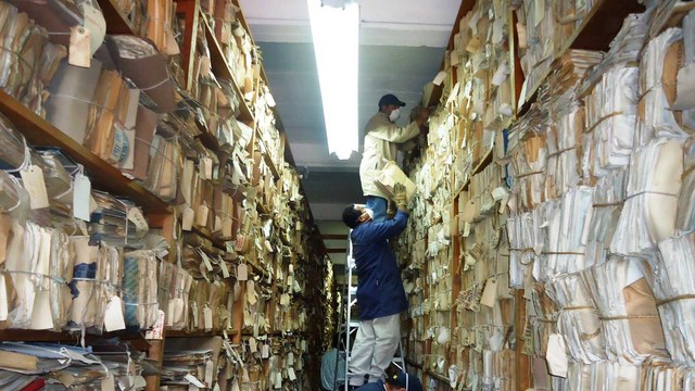 Sistema de reposición de inventarios mediante punto de pedido