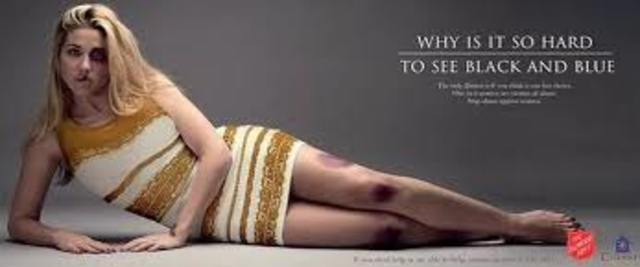 The controversy over the dress colors