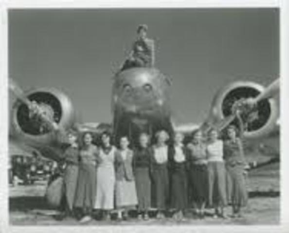 Visited Roosevelts at the White House; took part in National Air Races; broke transcontinental records