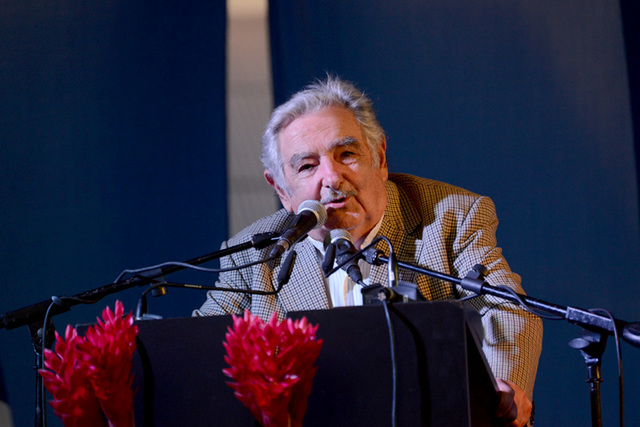 Visita Mujica